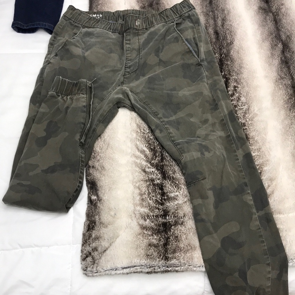Men’s joggers